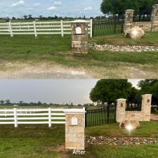 Vinyl-Fence-Cleaning-in-Houston-TX 3